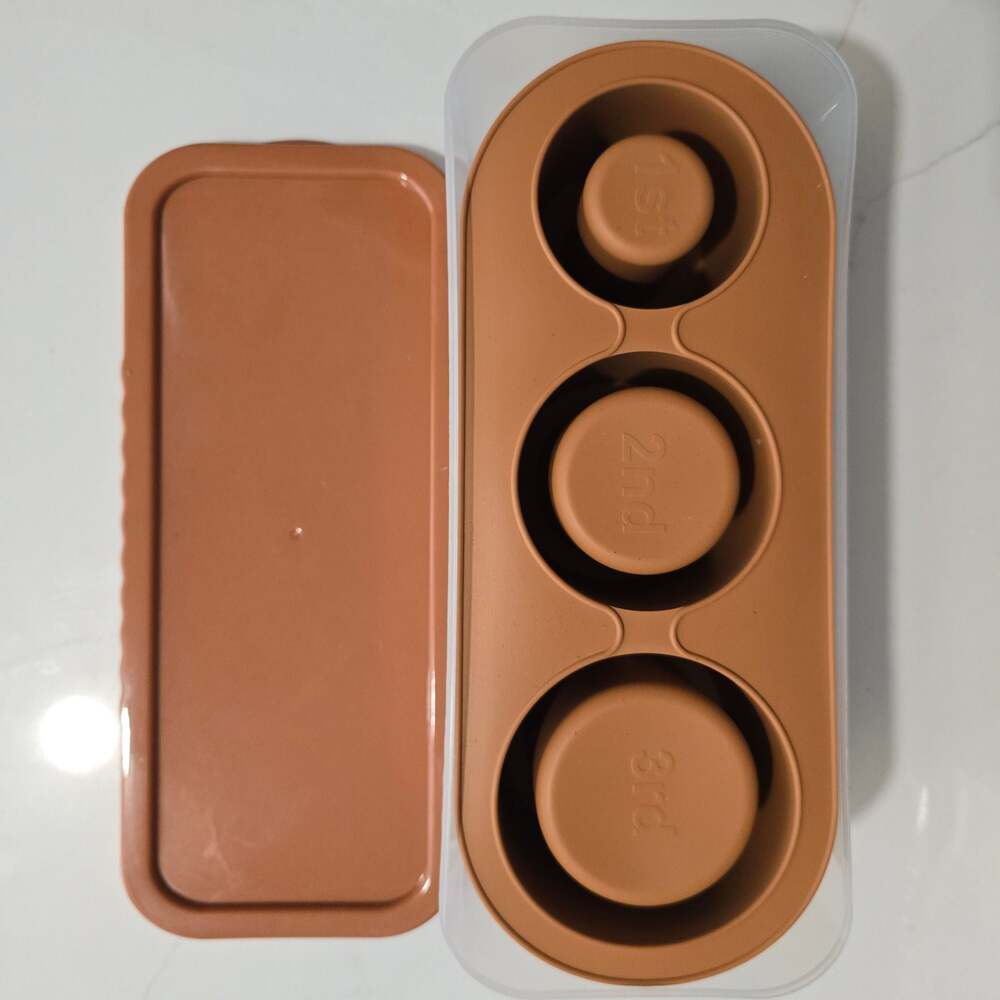 3-Cavity Silicone Cylinder Ice Cube Mold Tray with Lid and Storage Container